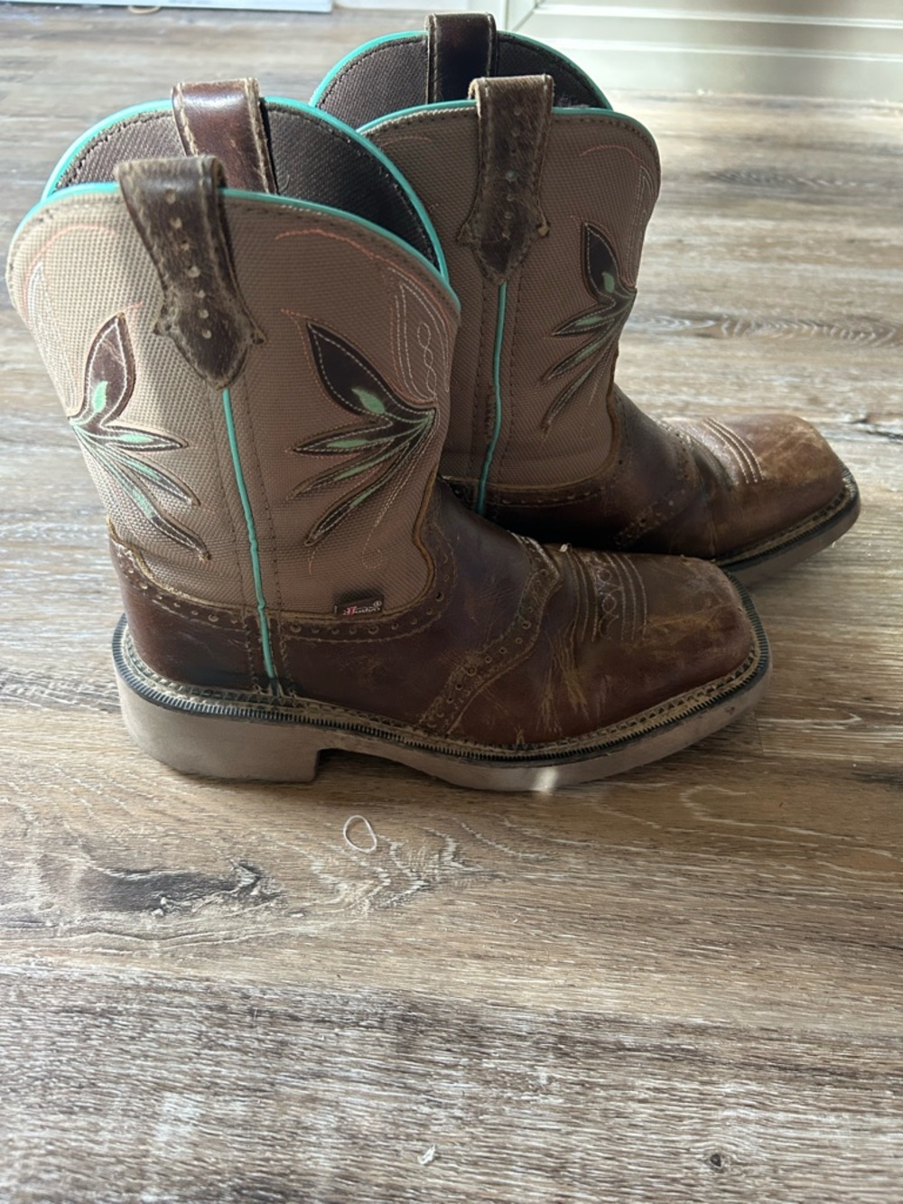 Justin women’s boots